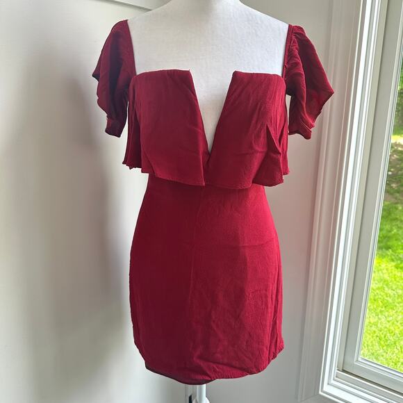 Lovers + Friends Wine Red Romantic Off Shoulder Mini Dress Small - Picture 2 of 9
